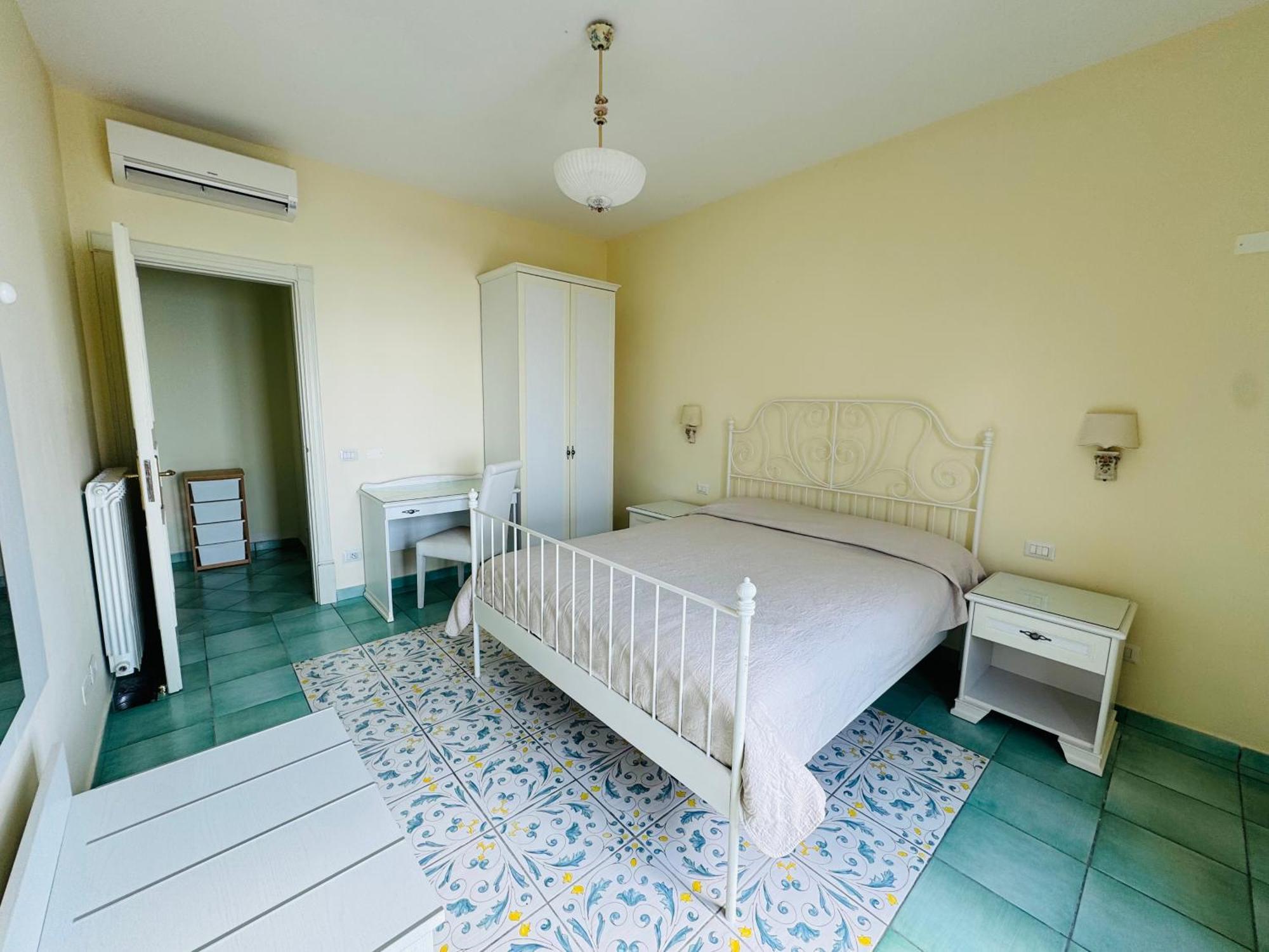 Bed and Breakfast Groove'N'Grove SantʼAgata sui Due Golfi Zewnętrze zdjęcie